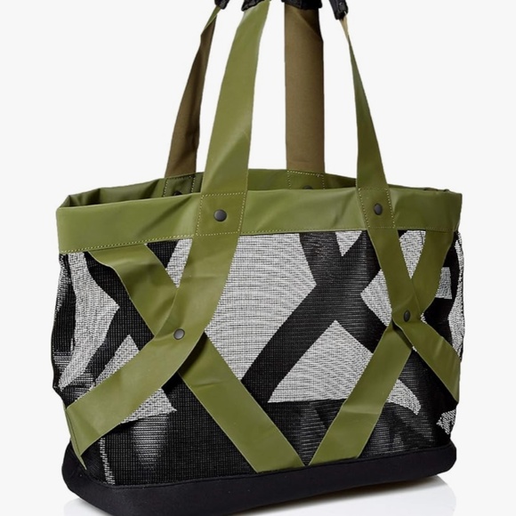 Large Mesh Camo Green Tote - Picture 1 of 8